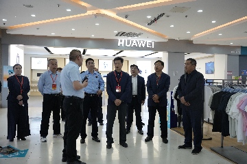 【長田動態(tài)】區(qū)人大常委會執(zhí)法檢查組蒞臨華百廣場檢查指導(dǎo)